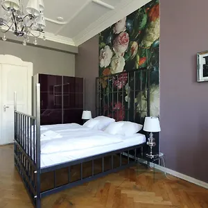 Hotel Arthotel Connection ***